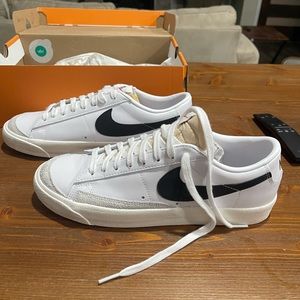 Brand new Nike Blazer Low ‘77 Vintage mens size 9.5